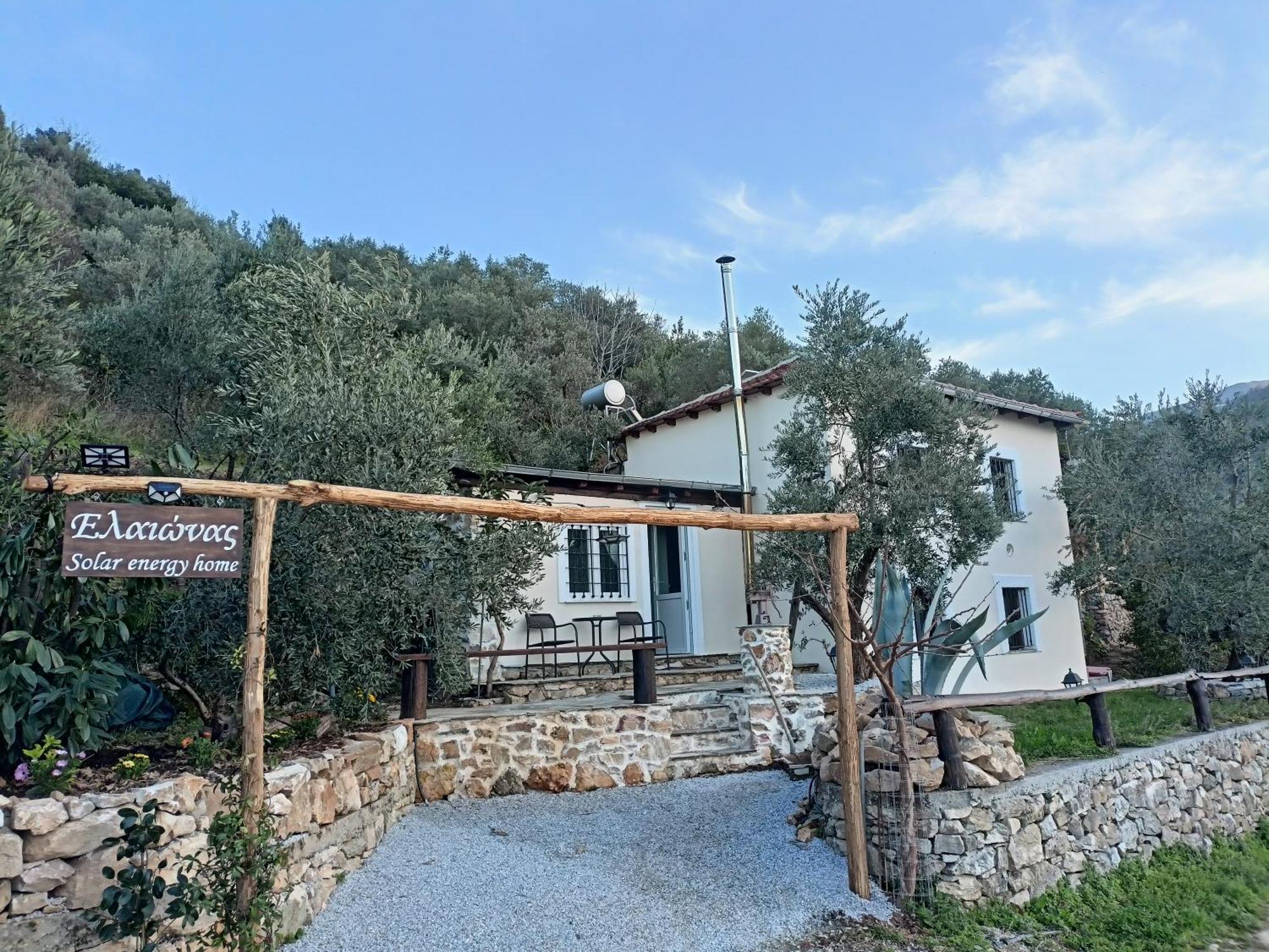Villa Ελαιώνας - Solar Energy House Khorevtón Exterior foto